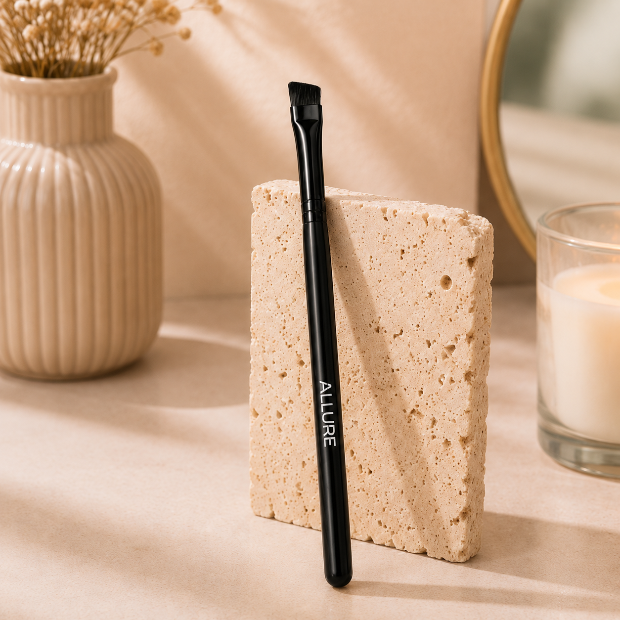 Allure Wing Liner Brush (SSB-05)