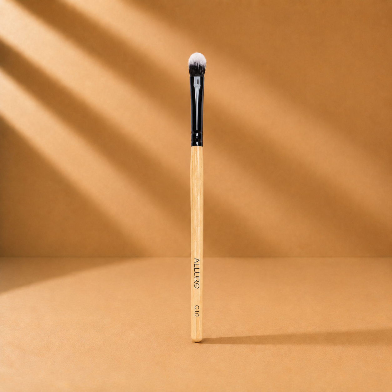 Allure Blending Brush ( C-10)