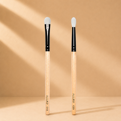 Allure Classic Eyeshadow and Eye Brush Set of 02
