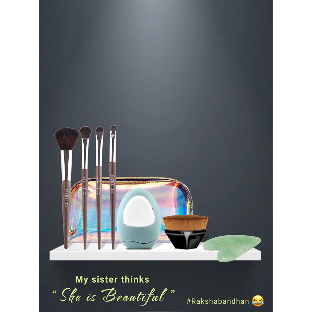 Gift Set Contains 4 Pc Makeup Brush Set & Essential Makeup Tools