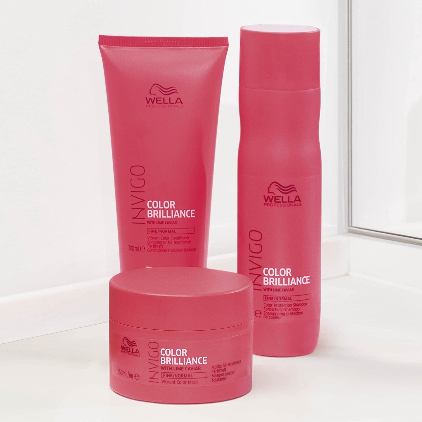Wella Professionals Invigo Color Brilliance Shampoo | 250 ml | Colour Protecting Hair Cleanser for Coloured, Treated, Fine/Normal Hair | With Lime Caviar