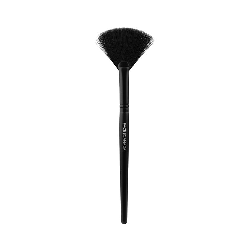 Faces Canada Highlighter Fan Brush