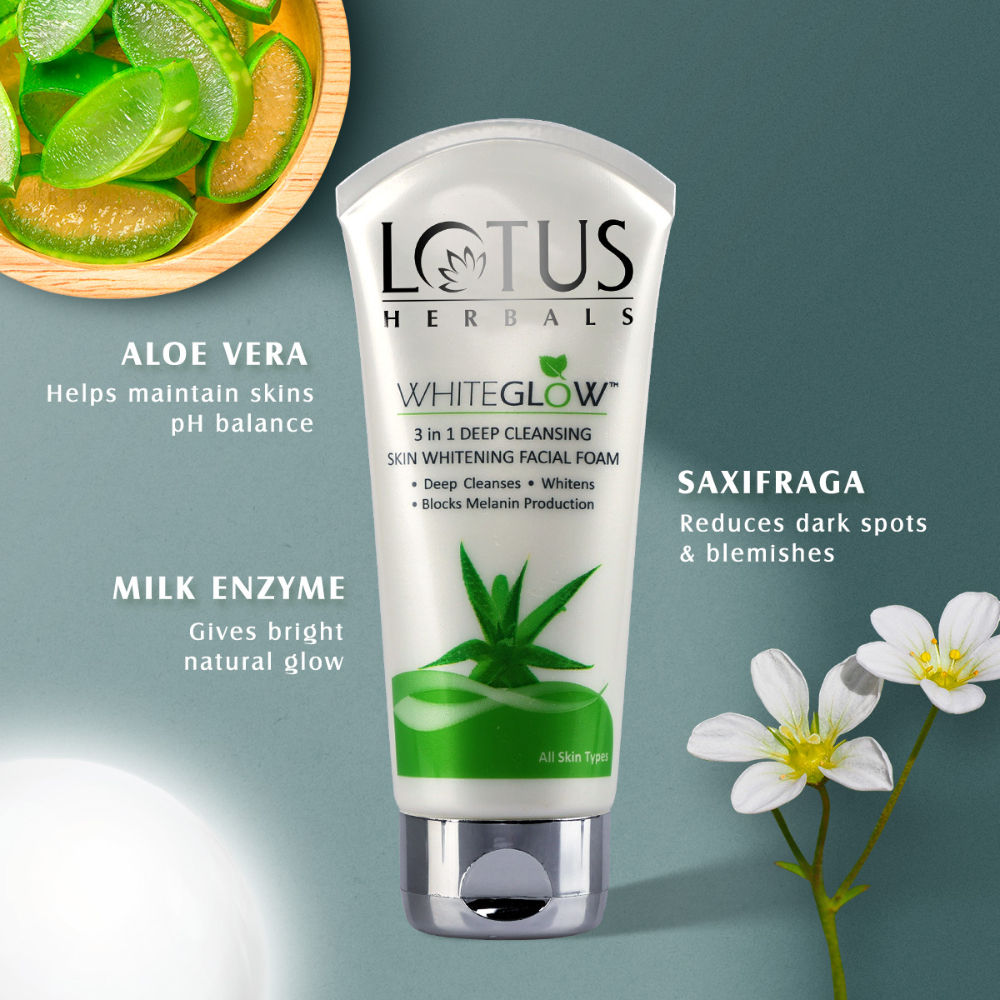 Lotus Herbals WhiteGlow 3-In-1 Deep Cleansing Skin Whitening Facial Foam (100g)