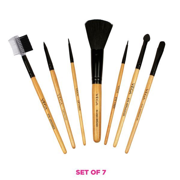 Vega Set Of 7 Make-Up Brushes - Evs-07-7